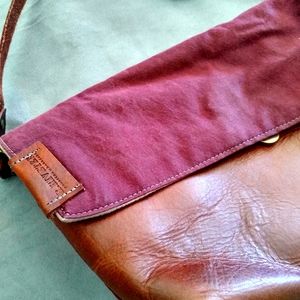 R. Riveter Abrams purse clutch